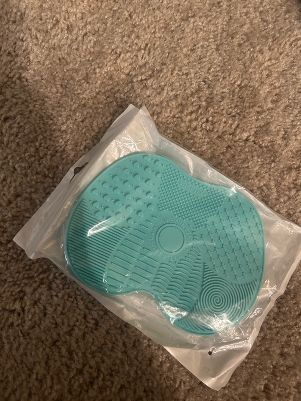 Small Makeup Brush Cleaning Mat